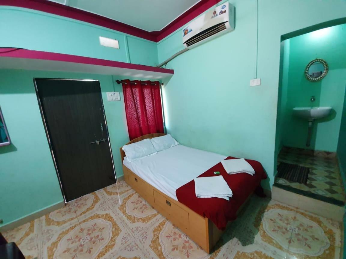 Serina House Mālvan Buitenkant foto